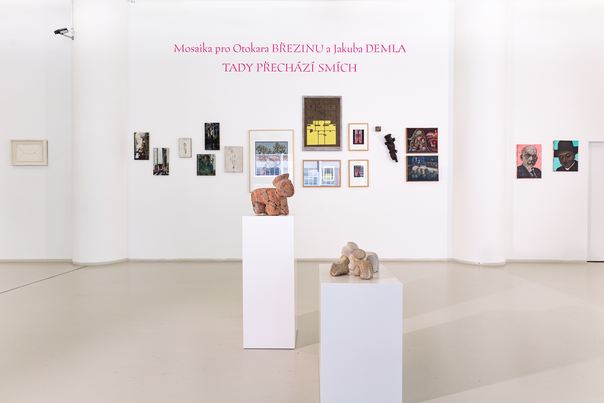 Pohled do výstavy Otokar Březina a Jakub Deml  – A bude to slavná chvíle, vstupní část, foto Dalibor Novotný